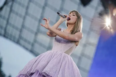 Taylor Swift OnlyFans Leaked Free Thumbnail Picture - #eP4t3ReflT