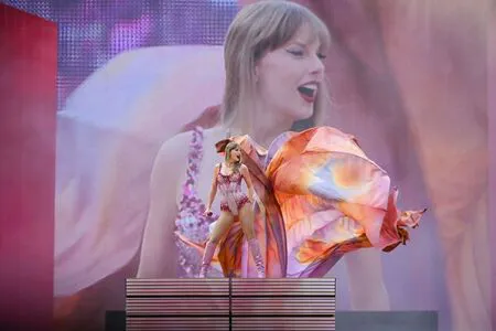 Taylor Swift OnlyFans Leaked Free Thumbnail Picture - #gr4GI15c85