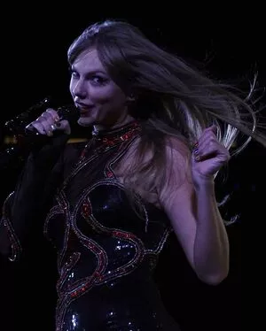 Taylor Swift OnlyFans Leaked Free Thumbnail Picture - #lenGrcInJC