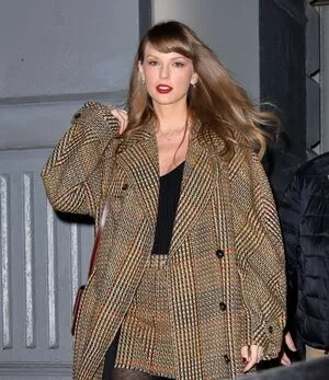 Taylor Swift OnlyFans Leaked Free Thumbnail Picture - #lneBck9yJH