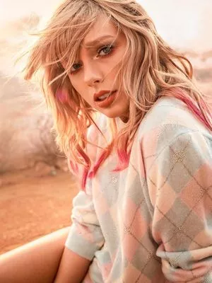 Taylor Swift OnlyFans Leaked Free Thumbnail Picture - #mQ3KsIVAHd