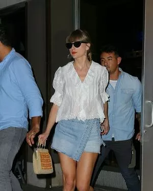 Taylor Swift OnlyFans Leaked Free Thumbnail Picture - #nj63E0GD2M