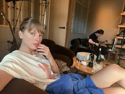 Taylor Swift OnlyFans Leaked Free Thumbnail Picture - #pmLLSsQpVs