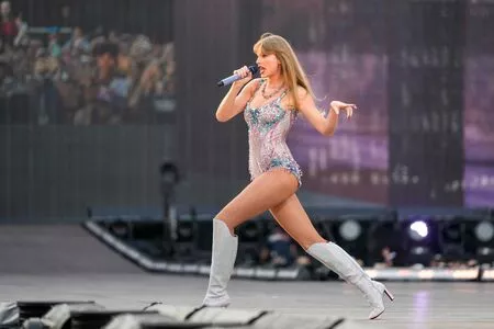 Taylor Swift OnlyFans Leaked Free Thumbnail Picture - #qZNGzfYIh0