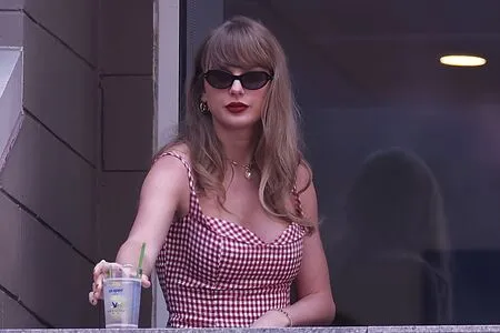 Taylor Swift OnlyFans Leaked Free Thumbnail Picture - #wH7E4h6Xsl