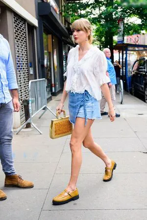 Taylor Swift OnlyFans Leaked Free Thumbnail Picture - #xXKUistJPO