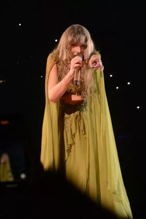 Taylor Swift OnlyFans Leaked Free Thumbnail Picture - #zpXS8DOExZ