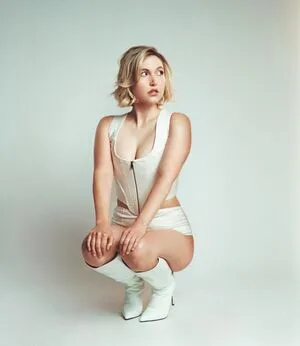 Taylor Tomlinson OnlyFans Leaked Free Thumbnail Picture - #K01XKlqtSt