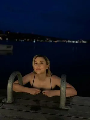 Taylor Tomlinson OnlyFans Leaked Free Thumbnail Picture - #ZVnc0085tV