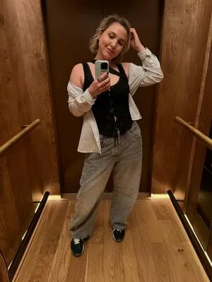 Taylor Tomlinson OnlyFans Leaked Free Thumbnail Picture - #yU3VEAW9wC