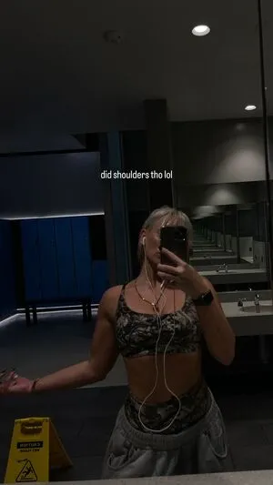 Tayloranderson101 OnlyFans Leaked Free Thumbnail Picture - #nB1i8d7uQ1