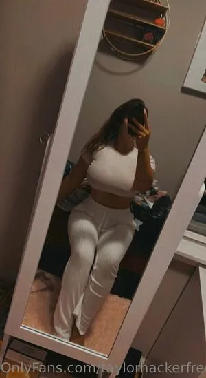 Taylorhackerfree OnlyFans Leaked Free Thumbnail Picture - #AwlGKzT5Bc