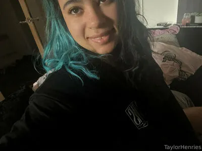 Taylorhenriesfree OnlyFans Leaked Free Thumbnail Picture - #5UejNMZZm3