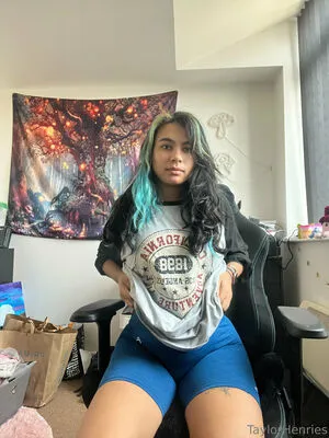 Taylorhenriesfree OnlyFans Leaked Free Thumbnail Picture - #Oz8Jb7TLP8