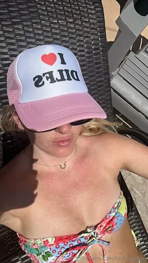 Taylorloulou OnlyFans Leaked Free Thumbnail Picture - #1RHoGu5Ifa