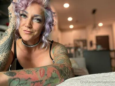 Taylorraz OnlyFans Leaked Free Thumbnail Picture - #1lehPJr4wb
