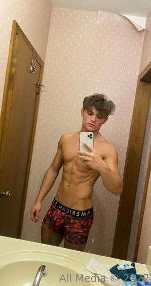 Taylorsfree OnlyFans Leaked Free Thumbnail Picture - #0Lwy1tw4da