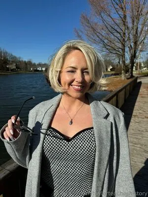 Taylorteacheshistory OnlyFans Leaked Free Thumbnail Picture - #WEgG6pWZSV