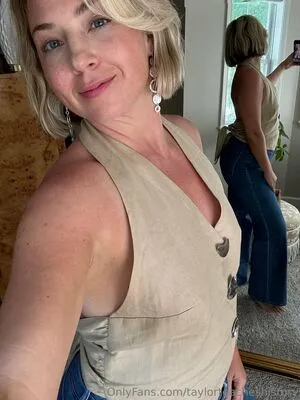 Taylorteacheshistory OnlyFans Leaked Free Thumbnail Picture - #YgaREZI2sk