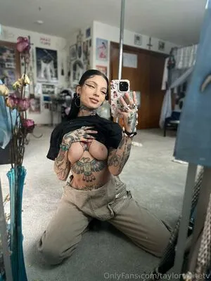 Taylorwhitetv OnlyFans Leaked Free Thumbnail Picture - #Tcabwgg3sz