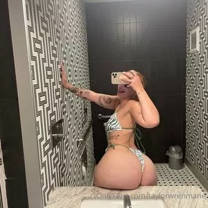 taylorwrenmarie OnlyFans Leaked Free Thumbnail Picture - #RKPnC4eDu1