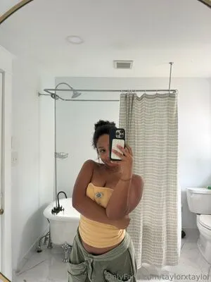 Taylorxtaylor OnlyFans Leaked Free Thumbnail Picture - #Gmy3dZLirQ
