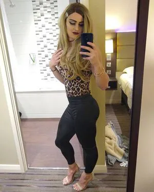 Tayrosiee OnlyFans Leaked Free Thumbnail Picture - #1Z1FOO7fom