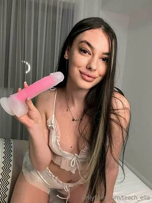 Teach Ella OnlyFans Leaked Free Thumbnail Picture - #GqDmh3L5AF
