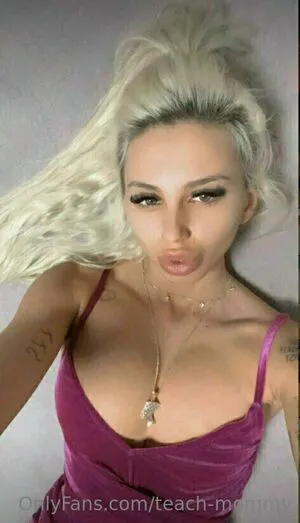 Teach Mommy OnlyFans Leaked Free Thumbnail Picture - #kpUhJ3HsAL