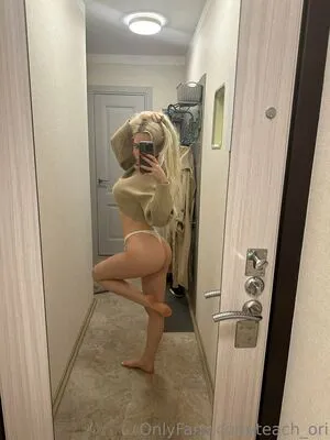 Teach Ori OnlyFans Leaked Free Thumbnail Picture - #dynmRRSIFI