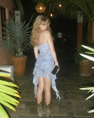 Teagan Croft OnlyFans Leaked Free Thumbnail Picture - #Rlox2AmSBP