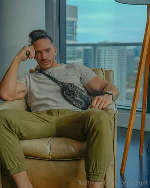 Techflexdylan OnlyFans Leaked Free Thumbnail Picture - #AKkDIT7dGI