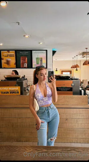 Teeen Lola OnlyFans Leaked Free Thumbnail Picture - #ZGkxqJ6uKU