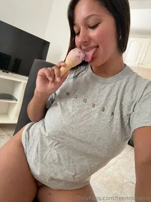 Teenmelanie OnlyFans Leaked Free Thumbnail Picture - #pElGh7PRaU