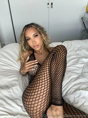 Teenyaaliyah OnlyFans Leaked Free Thumbnail Picture - #ofzaEjJVG5