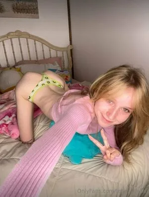 Teenzybella OnlyFans Leaked Free Thumbnail Picture - #NUepI2bPnP