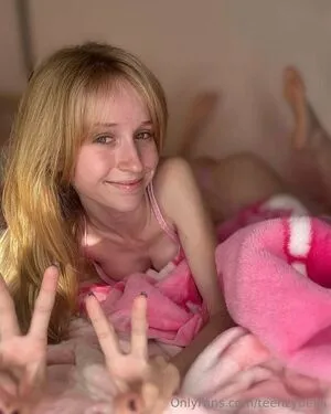 Teenzybella OnlyFans Leaked Free Thumbnail Picture - #mjm1vpoTpz