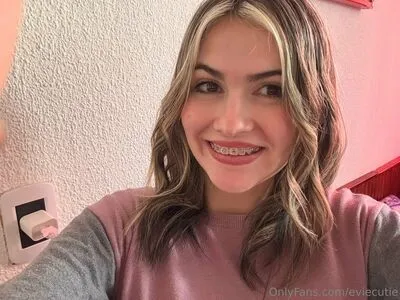 Teila Kourmarova OnlyFans Leaked Free Thumbnail Picture - #yrOPgEe4kJ