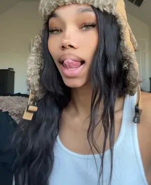 Telleyyyy OnlyFans Leaked Free Thumbnail Picture - #0PVd97Ldc3