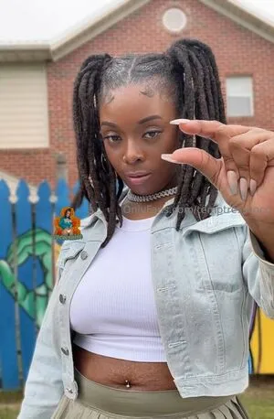 Temptresscoco OnlyFans Leaked Free Thumbnail Picture - #7i7kA3F3sz