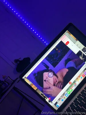 Temptressiren OnlyFans Leaked Free Thumbnail Picture - #Q1ulypadmB