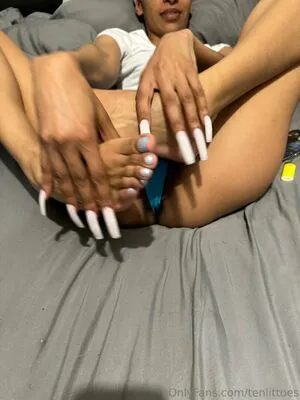 Tenlittoes OnlyFans Leaked Free Thumbnail Picture - #ce8KLp5BpX