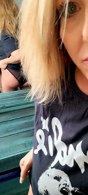 Tennesseegirl72 OnlyFans Leaked Free Thumbnail Picture - #GEMMXsEnEi