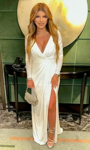 Teresa Giudice OnlyFans Leaked Free Thumbnail Picture - #2QBKCanJ79
