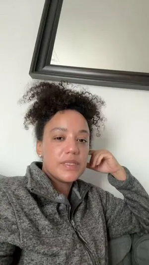 Terri Facey OnlyFans Leaked Free Thumbnail Picture - #4D32YFCyAA