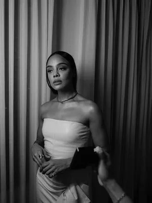 Tessa Thompson OnlyFans Leaked Free Thumbnail Picture - #4EVieBFXhV