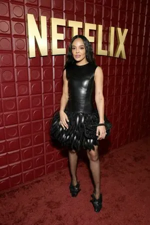 Tessa Thompson OnlyFans Leaked Free Thumbnail Picture - #A0CVGhhXzN