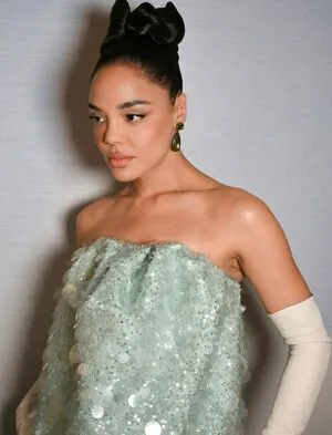 Tessa Thompson OnlyFans Leaked Free Thumbnail Picture - #saNeduk9lz