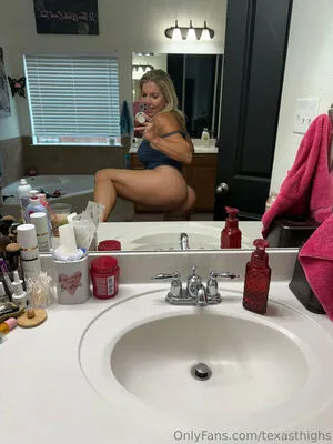Texasthighs OnlyFans Leaked Free Thumbnail Picture - #Ve9POIEpZM