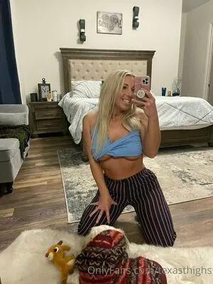 Texasthighs OnlyFans Leaked Free Thumbnail Picture - #2l1IoINUef